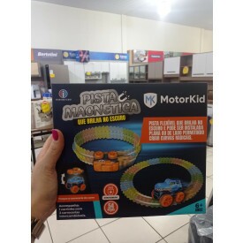 PISTA MAGNeTICA BRILHA NO ESCURO DINO